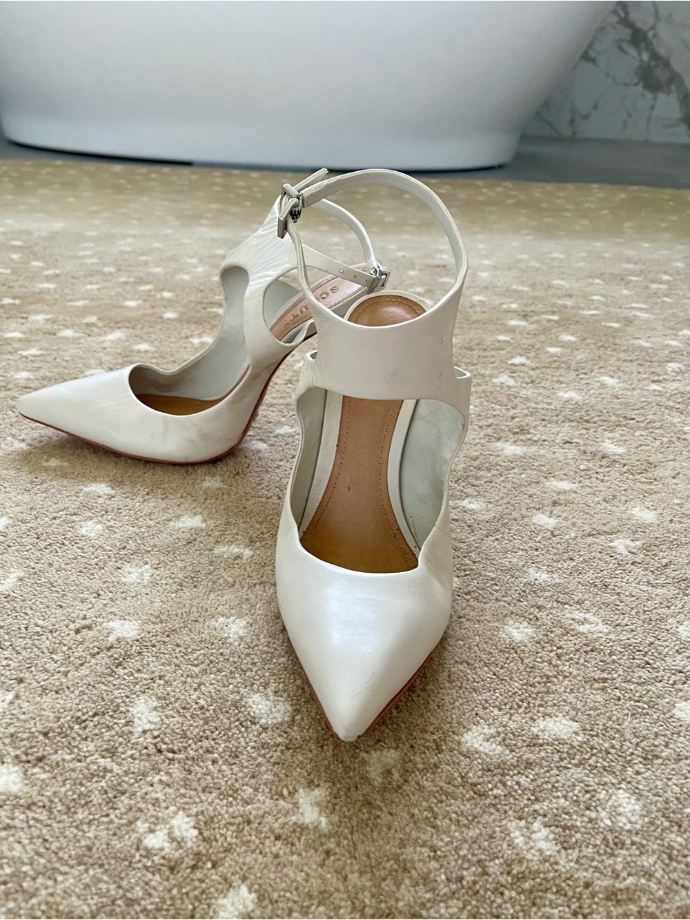 SCHUTZ White Pointed Slingback Stiletto Pumps - Picture 5 of 5